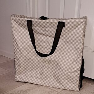 Thirty One Large Laundry Bag/Tote/Hamper